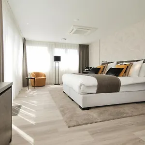https://boutique-hans-amsterdam-schiphol-airport.amsterdamhotelsnl.com